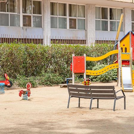 TuristMar - Amplio Apartamento en Salou con piscina, a 2 minutos de la Playa Exterior foto